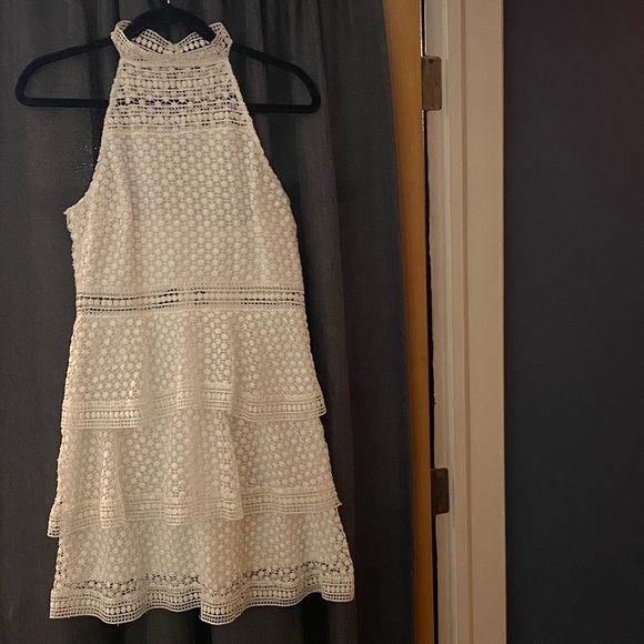 Pink Lily Dresses & Skirts - NWT Pink Lily Crotchet halter dress.